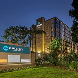 clarion-hotel-anaheim-resort.topanaheimhotels.com/